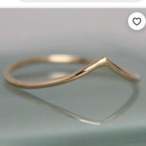 14k yellow gold v ring